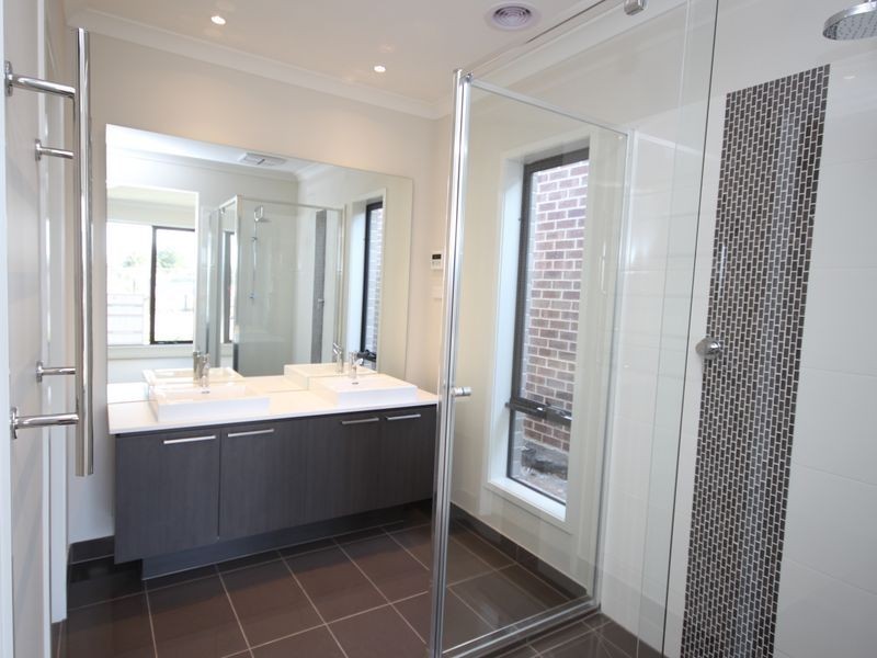 38 Bluebell Drive, Craigieburn VIC 3064