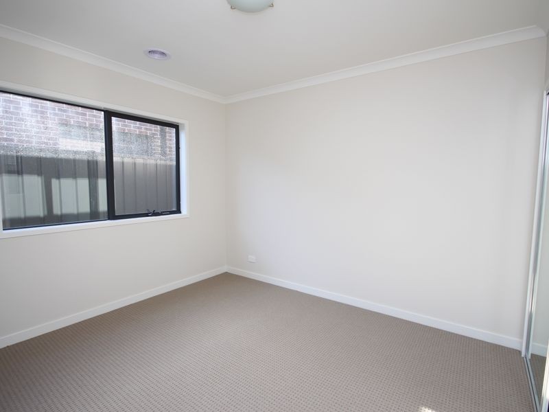 38 Bluebell Drive, Craigieburn VIC 3064