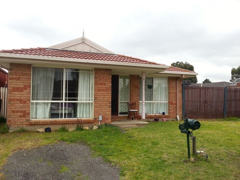 16 Brayford Nook, Craigieburn VIC 3064