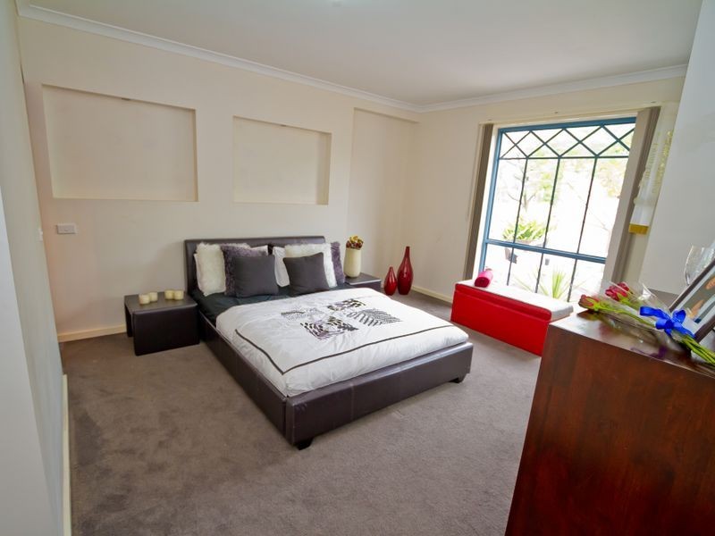 26 Paroo Avenue, Roxburgh Park VIC 3064