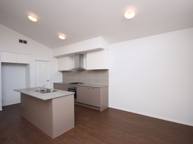 7 Sandwood Place, Craigieburn VIC 3064