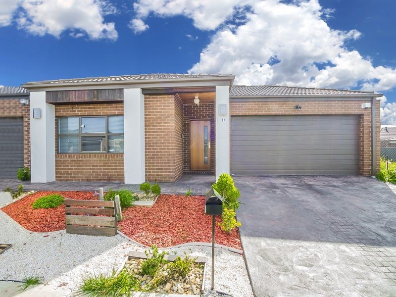 21 Bottlebrush Rd, Craigieburn VIC 3064