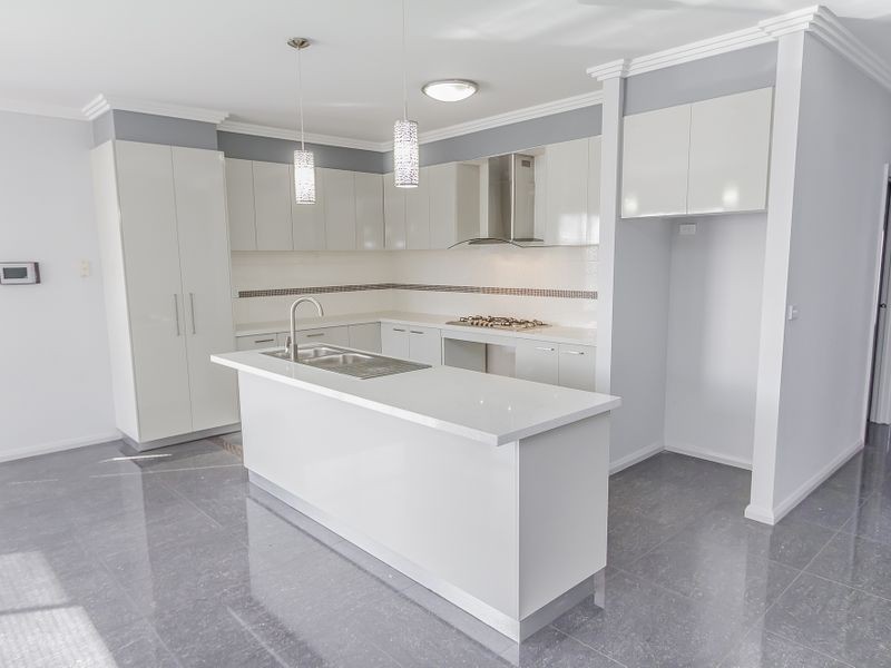 21 Bottlebrush Rd, Craigieburn VIC 3064