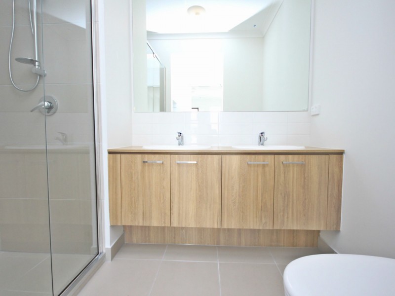 32 Fortitude Drive, Craigieburn VIC 3064