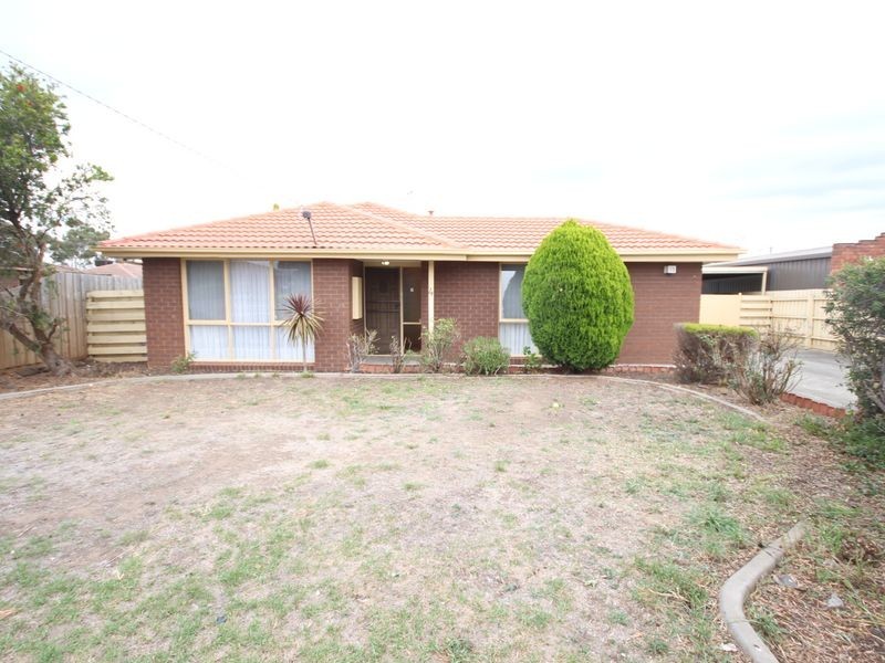 4 Franklin Court, Craigieburn VIC 3064