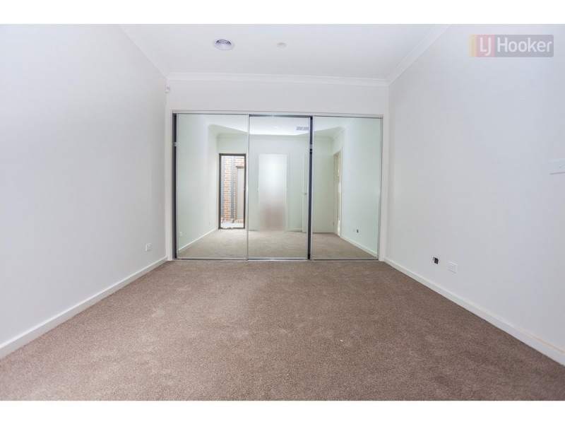 LOT 1054 Highfield Dr, Mickleham VIC 3064