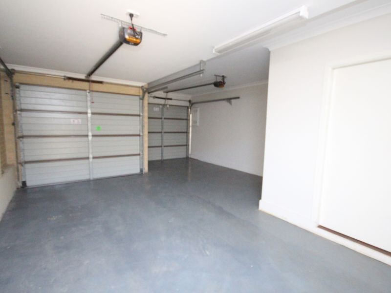 5 Versant Drive, Craigieburn VIC 3064