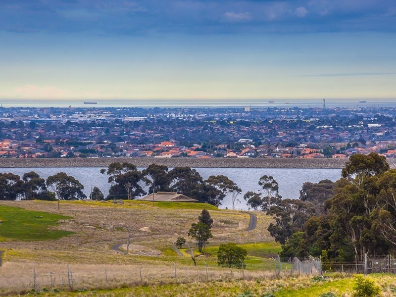 15 Silvan Terrace, Greenvale VIC 3059