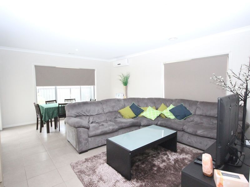 29 Bradshaw Avenue, Craigieburn VIC 3064