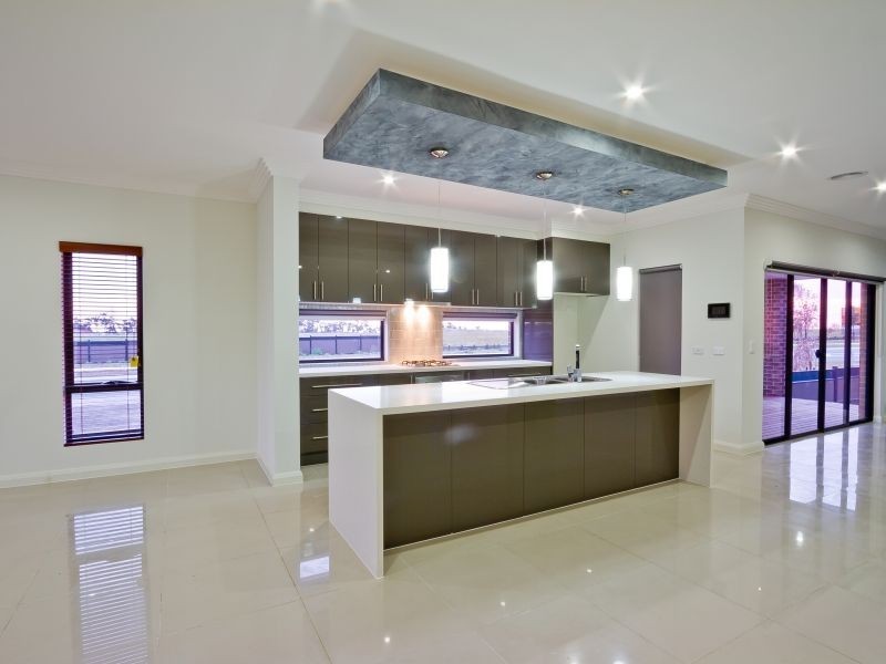 39 Woodside way, Roxburgh Park VIC 3064