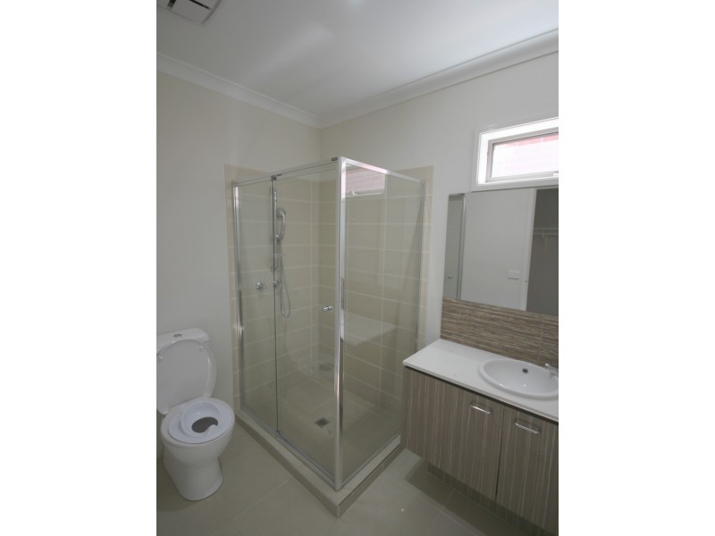 13 Scotney Road, Craigieburn VIC 3064