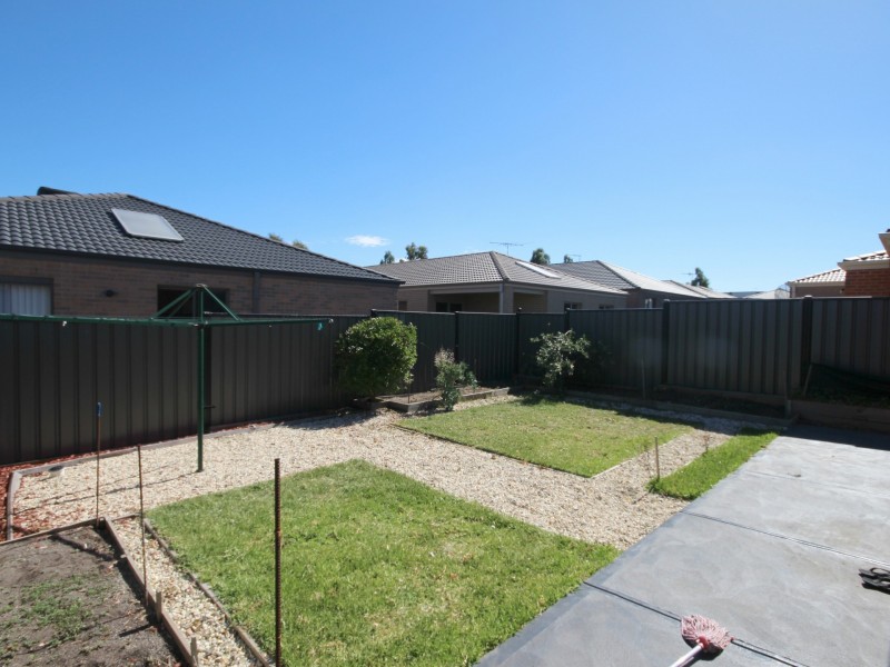 13 Scotney Road, Craigieburn VIC 3064