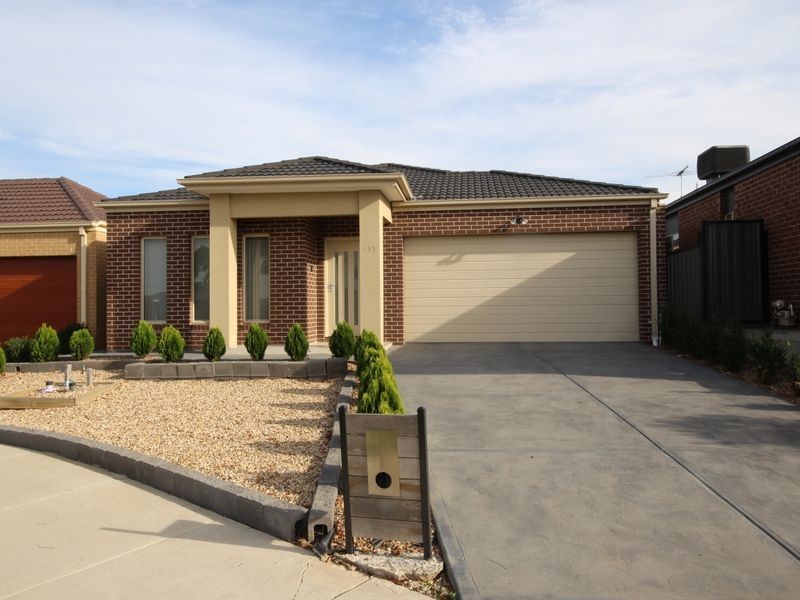 153 Newbury Blvd, Craigieburn VIC 3064