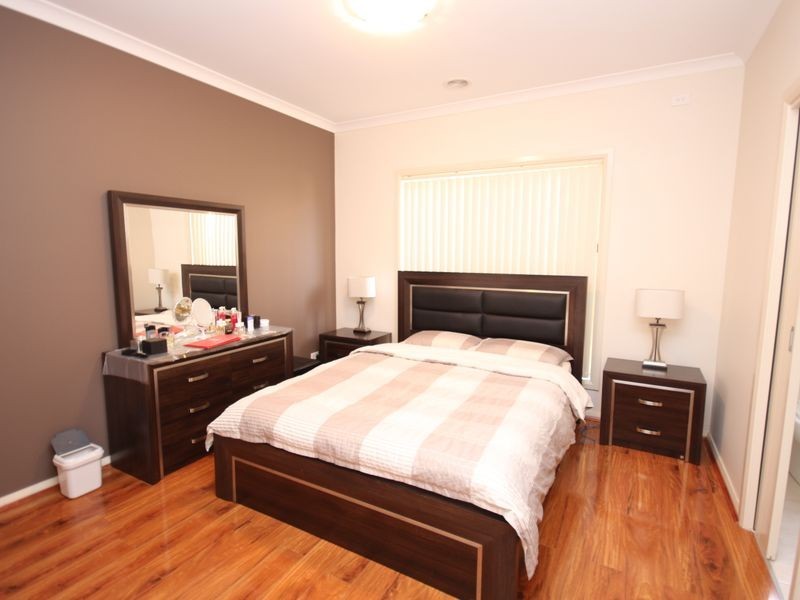 153 Newbury Blvd, Craigieburn VIC 3064