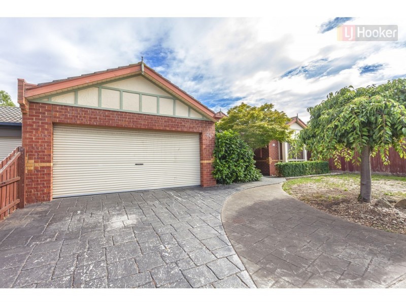 24 Wilkinson Court, Roxburgh Park VIC 3064
