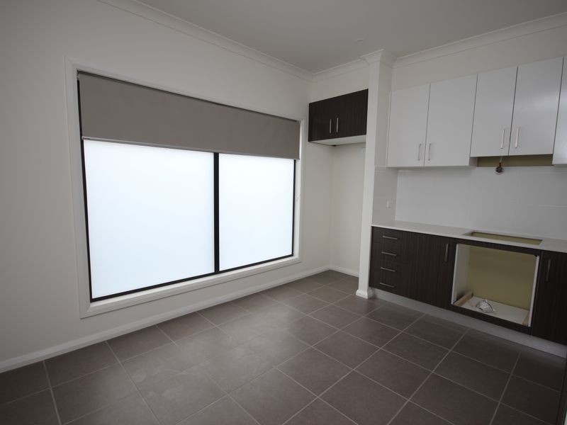 8/1-27 Punt St, Craigieburn VIC 3064