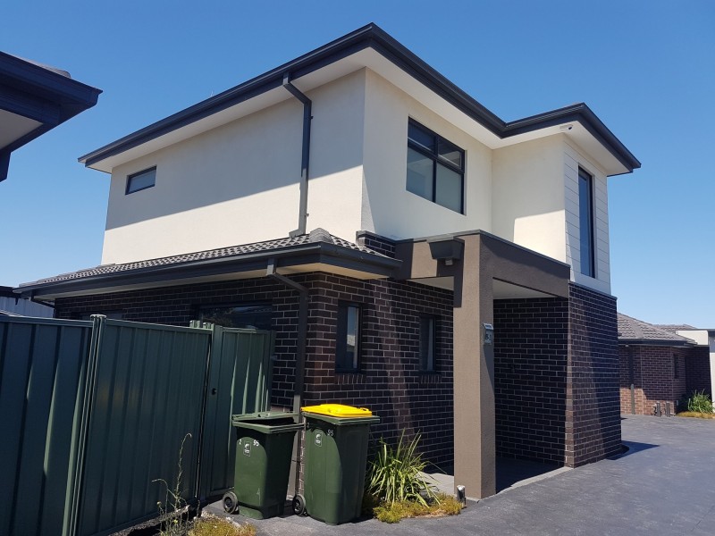 Unit 2/95 Power St, St Albans VIC 3021