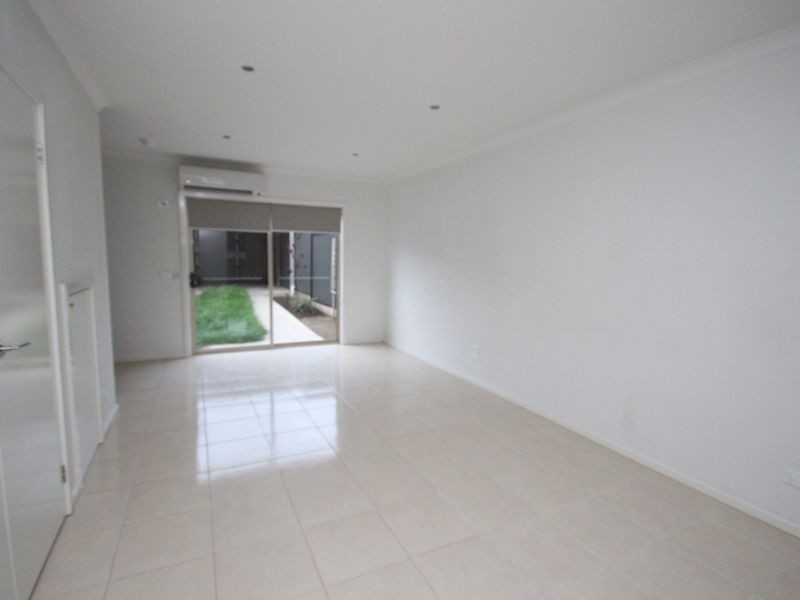 5a Essence Parkway, Craigieburn VIC 3064