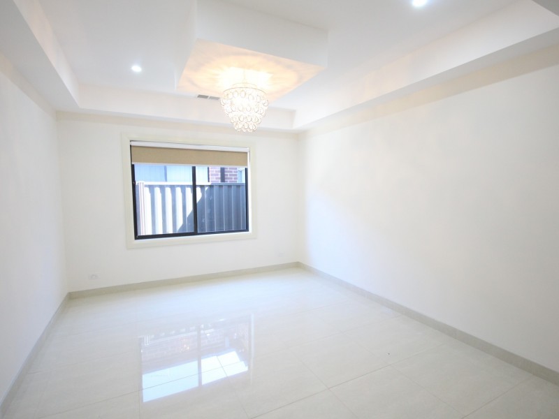 7 Recreation St, Roxburgh Park VIC 3064