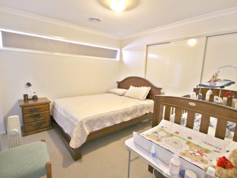 3 Versant Drive, Craigieburn VIC 3064