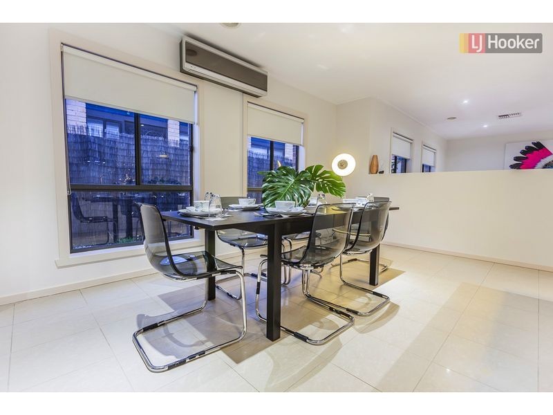 5 Pinelea Court, Roxburgh Park VIC 3064