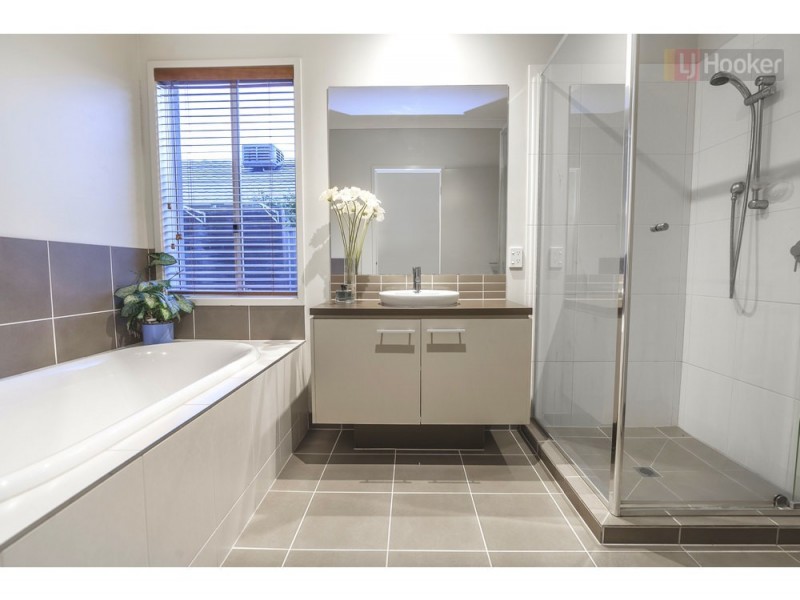 2 Warrawong Court, Craigieburn VIC 3064