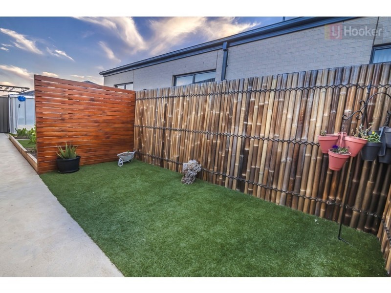 4 Honour Street, Craigieburn VIC 3064