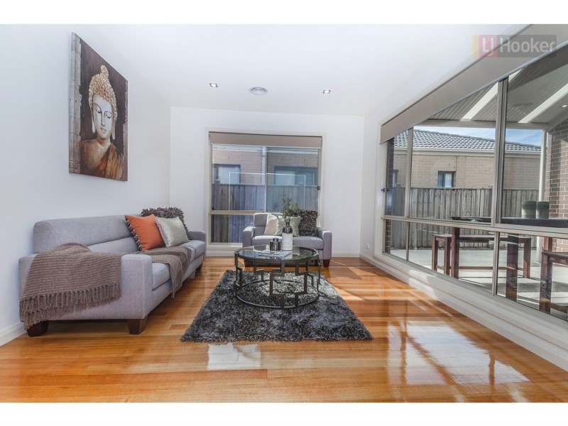 14 Taransay Way, Craigieburn VIC 3064