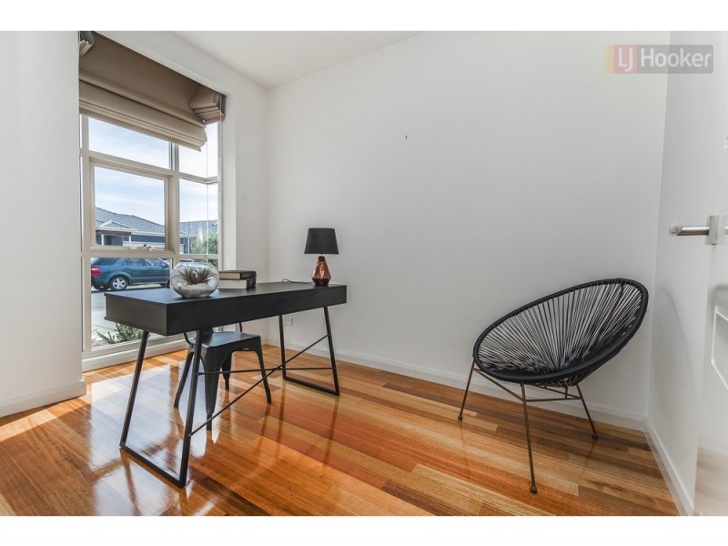 14 Taransay Way, Craigieburn VIC 3064