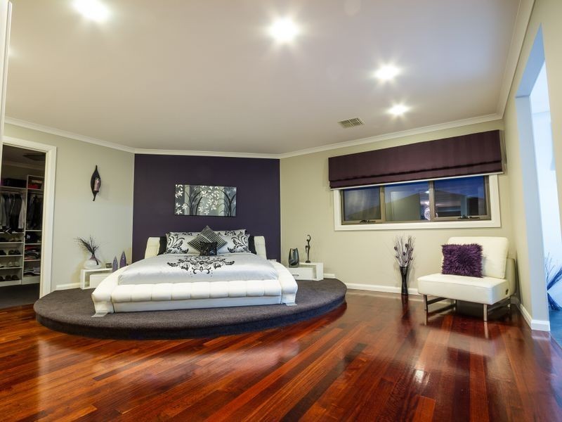 17 Bickerton Way, Roxburgh Park VIC 3064