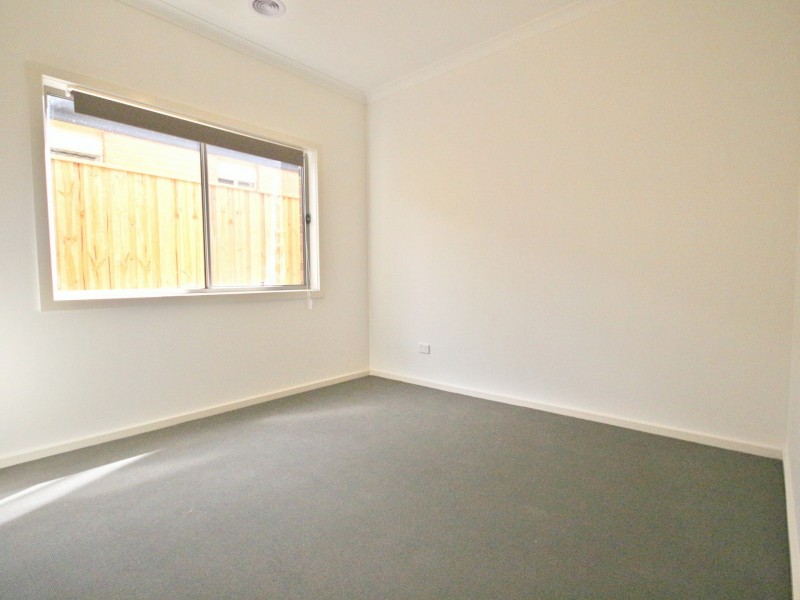 21 Highfield Drive, Mickleham VIC 3064