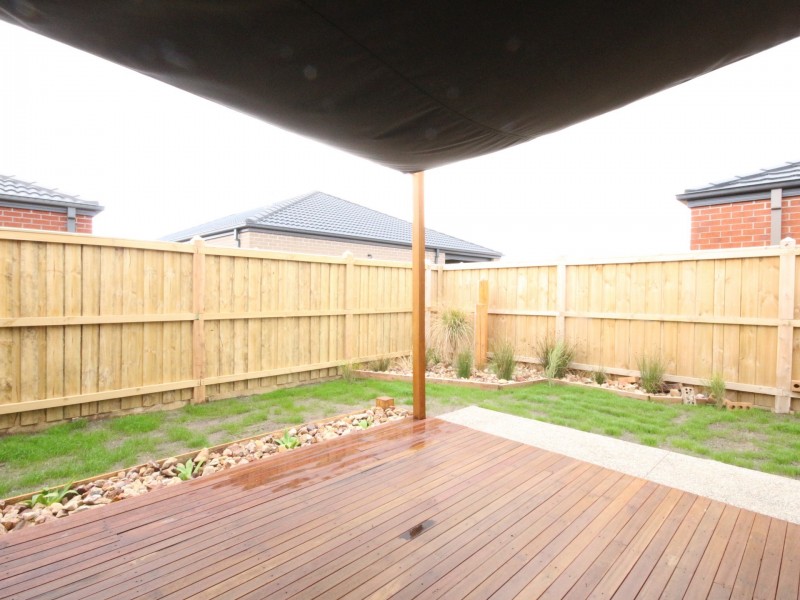 21 Highfield Drive, Mickleham VIC 3064