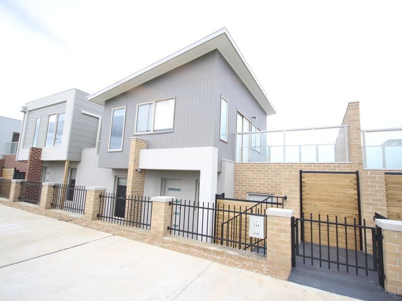 246 Marathon Boulevard, Craigieburn VIC 3064