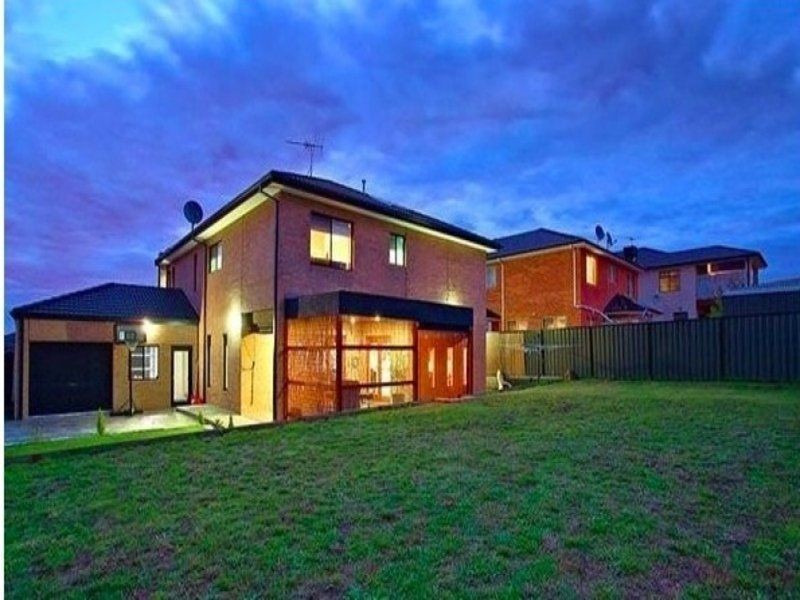 28 Candlebark Dr, Greenvale VIC 3059