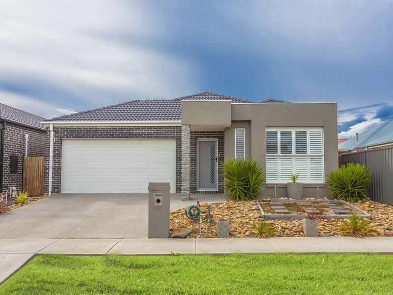 42 Mareeba Way, Craigieburn VIC 3064