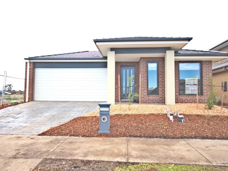 31 Streamside Drive, Craigieburn VIC 3064