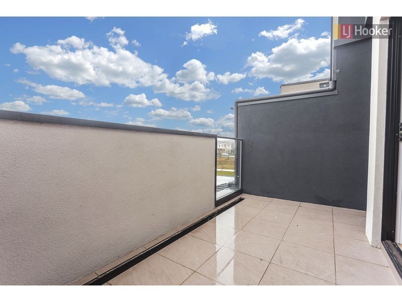 32 Faith Grange Road, Craigieburn VIC 3064