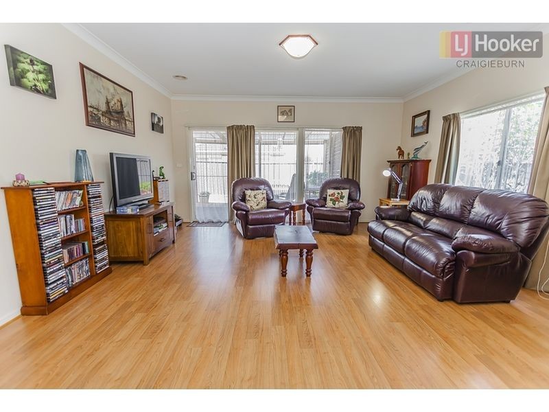 52 Mareeba Way, Craigieburn VIC 3064