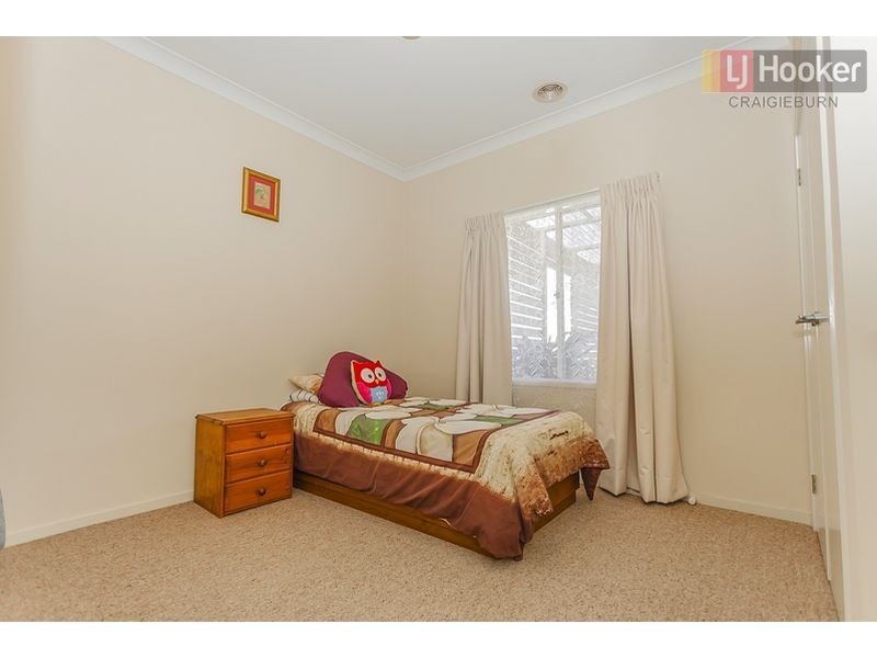 52 Mareeba Way, Craigieburn VIC 3064