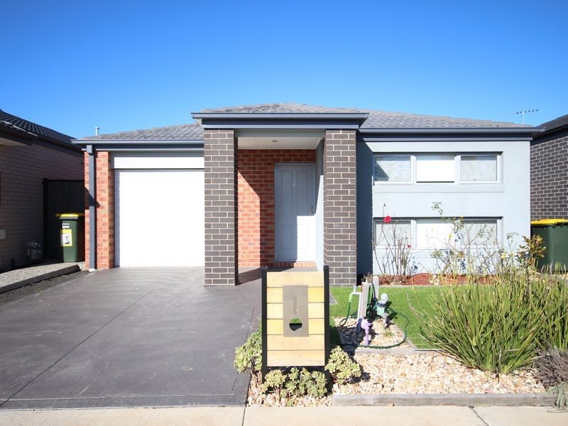 15 Gateshead Street, Craigieburn VIC 3064