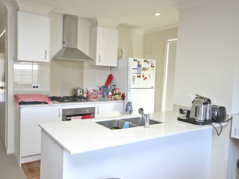 15 Gateshead Street, Craigieburn VIC 3064