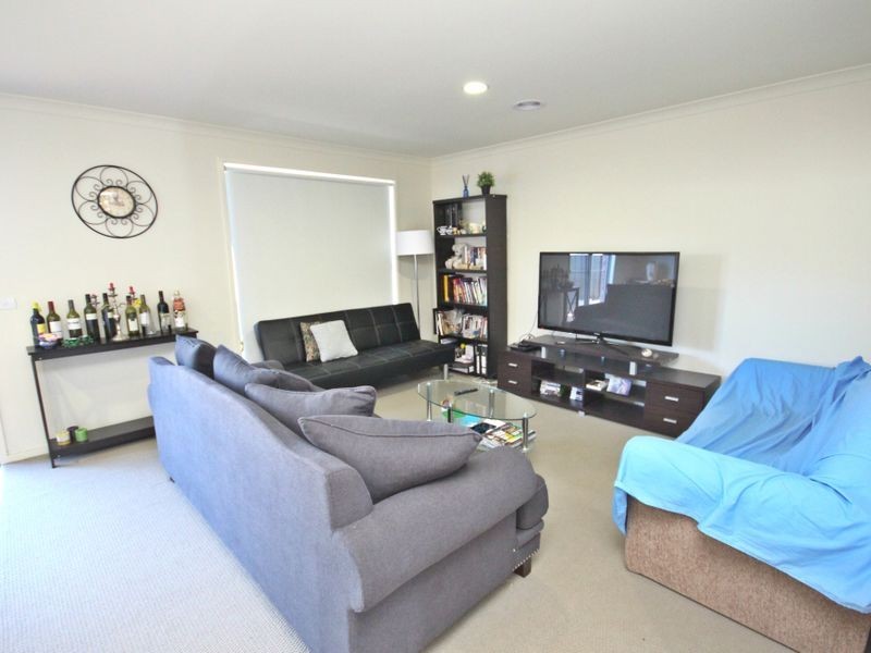 15 Gateshead Street, Craigieburn VIC 3064