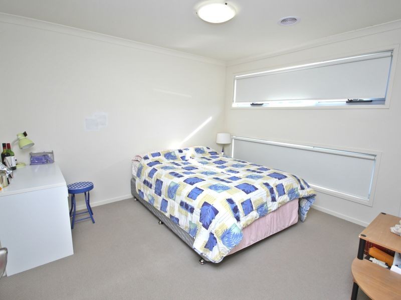 15 Gateshead Street, Craigieburn VIC 3064