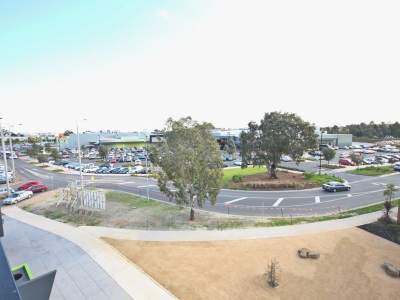 301/64-66 Sahi Crescent, Roxburgh Park VIC 3064