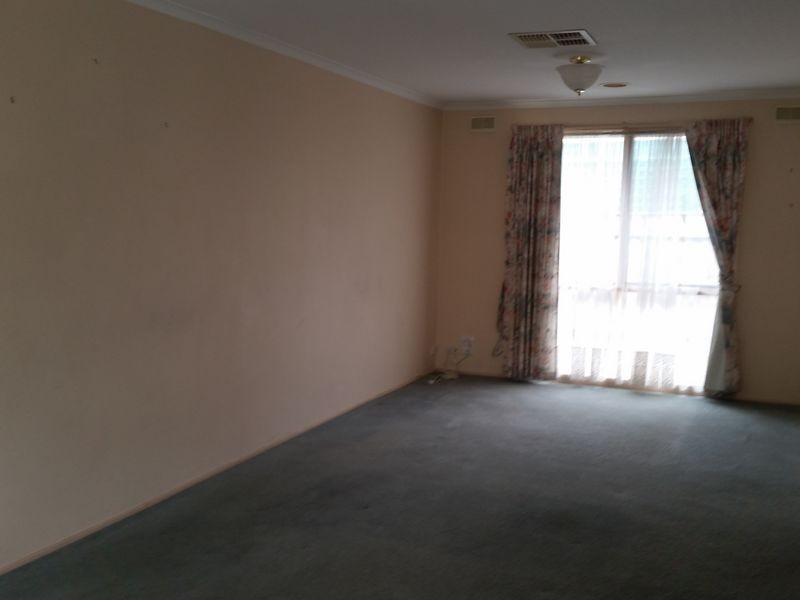 62 Bainbridge Close, Craigieburn VIC 3064