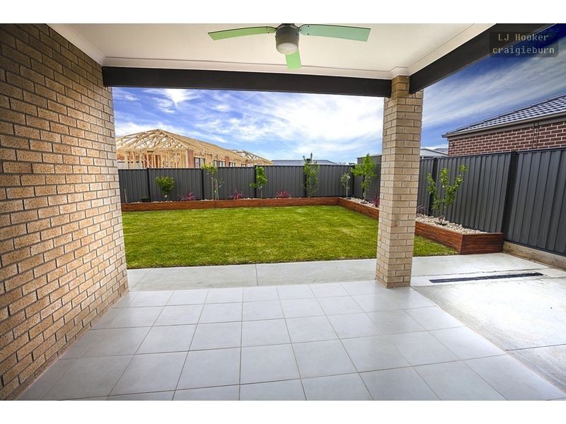 85 Newbury Blvd, Craigieburn VIC 3064