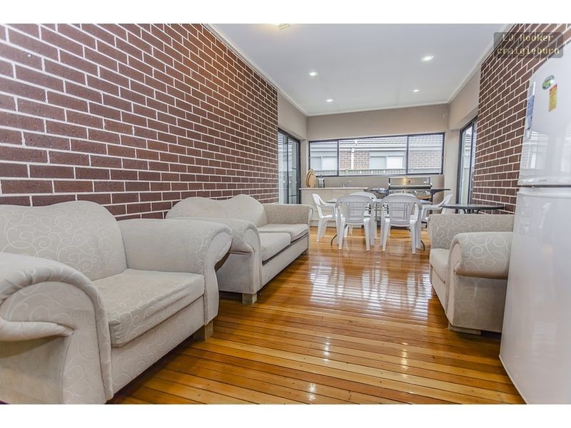 4 Ravenwoods Way, Craigieburn VIC 3064