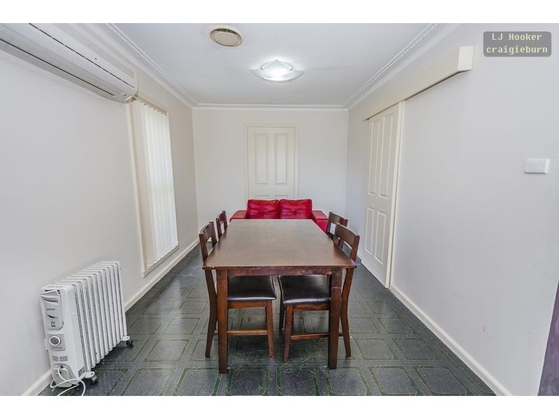 57 Hanson Rd, Craigieburn VIC 3064