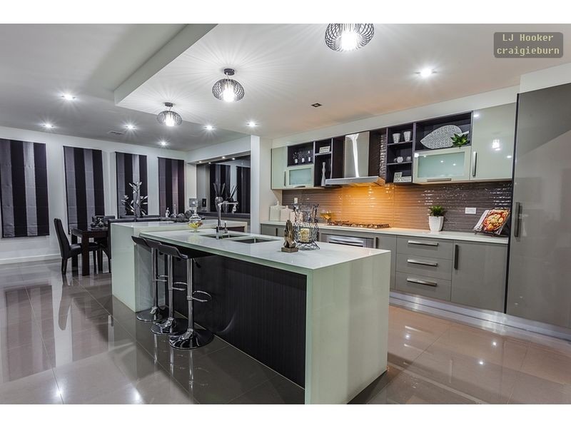 3 Kinloch Grove, Greenvale VIC 3059