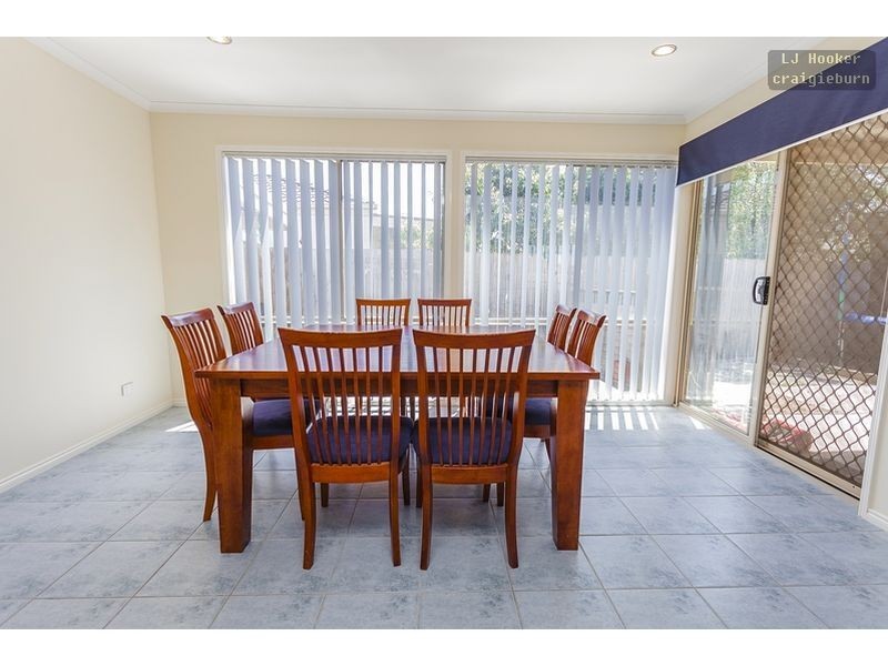 6 Crouch Court, Roxburgh Park VIC 3064